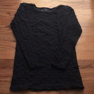 Black Tee by Tina